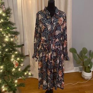 Beautiful Loft Dress Size 14 like new condition